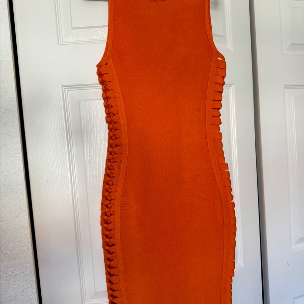 Elegant Orange Sleeveless Dress